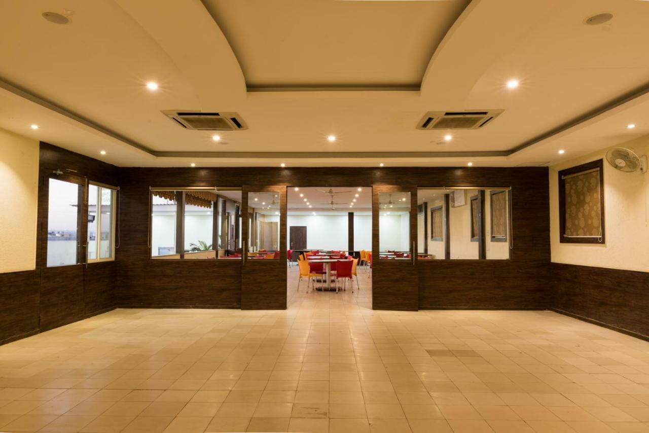 Hotel Drishti,Μποπάλ Εξωτερικό φωτογραφία