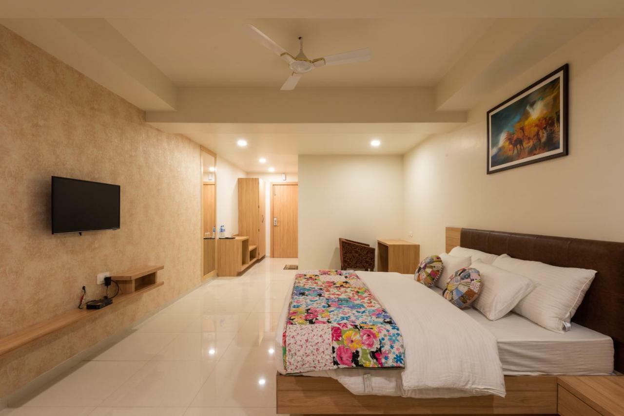 Hotel Drishti,Μποπάλ Εξωτερικό φωτογραφία