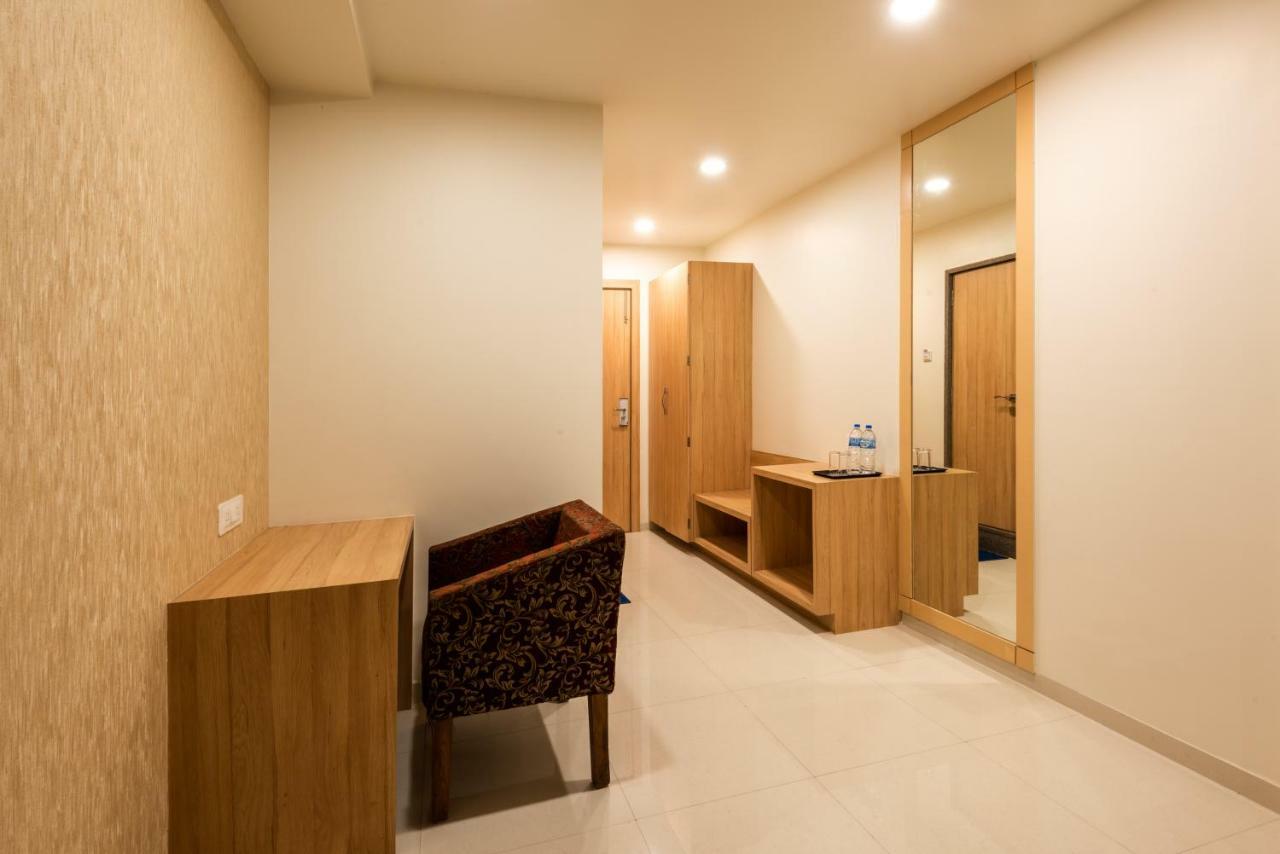 Hotel Drishti,Μποπάλ Εξωτερικό φωτογραφία